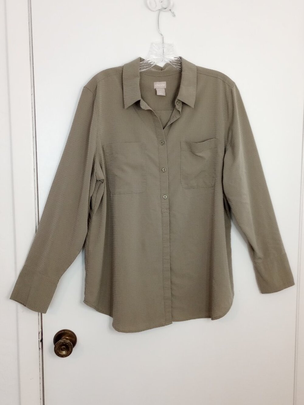 Chico's Vetiver Green Half-Placket Button Front Long Sleeve Shirt Sz 2